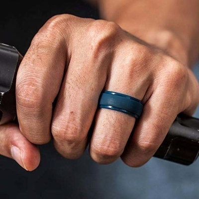 Silicone Wedding Ring for Men Step Edge Sleek Design 4 Packs Singles Moulding Service