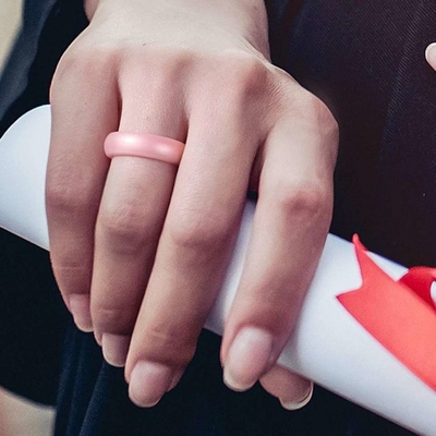 Flexible Finger Ring Metallic Silicone Wedding Rings with Moulding Processing Service