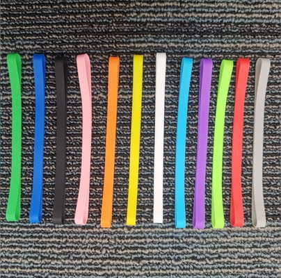 Silicone Cruise Towel Clips for Beach Pool Chairs Elastic Windproof Beach Accessories